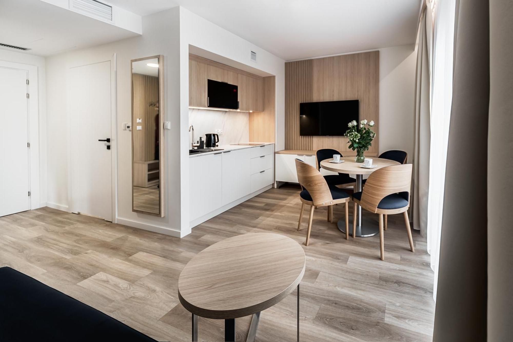 Aurum Aparthotel - Nowe Apartamenty Blisko Plazy - Neue Appartements In Strandnaehe Swinoujscie Exterior photo